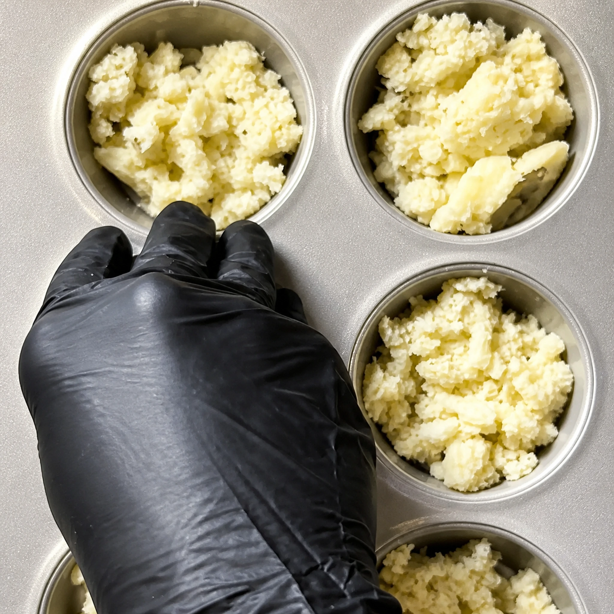 Step photo: press potato shells polished