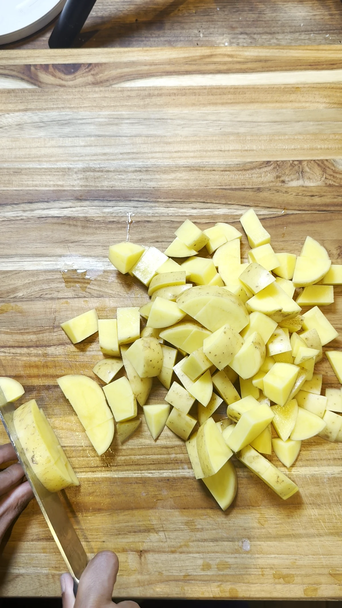 Step photo: dice potatoes