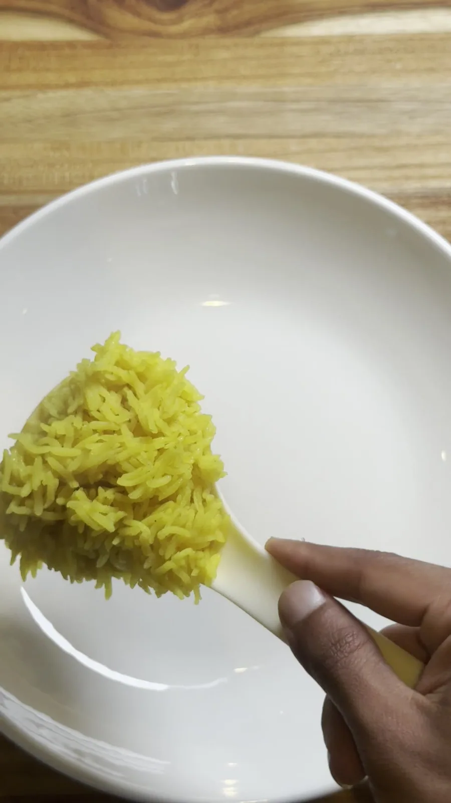 Step photo: plate yellow rice