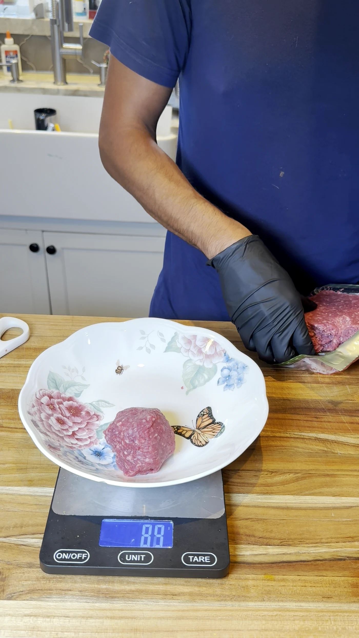 Step photo: portion patties