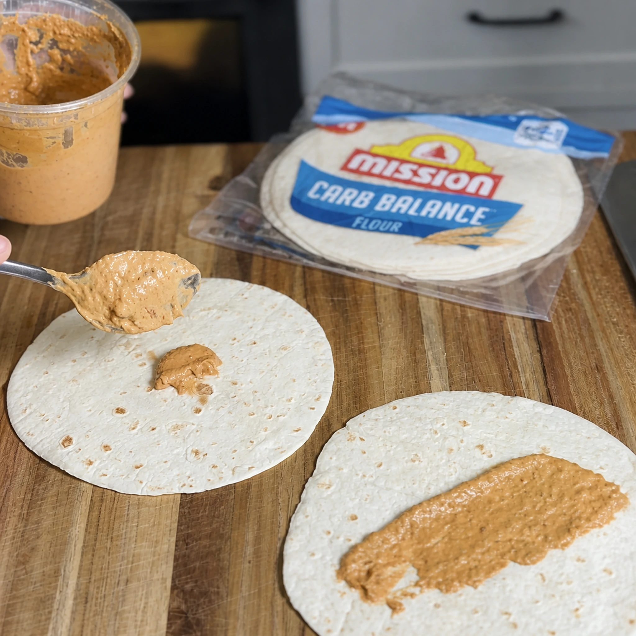Step photo: spread crema polished